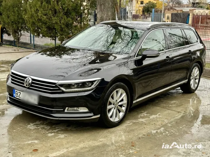 Volkswagen Passat 2.0TDI - Automata - FULL - Piele - Faruri Matrix - Distronic de vanzare in Buzău, Buzău