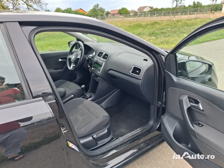 Vand volkswagen polo in stare foarte bună de funcționare de vanzare in Sântana, Arad - poza 4