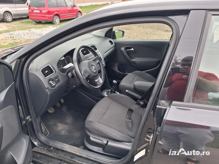 Vand volkswagen polo in stare foarte bună de funcționare de vanzare in Sântana, Arad - poza 6