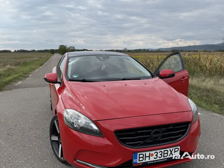 Volvo V40 1.6 D de vanzare in Oradea, Bihor - poza 2