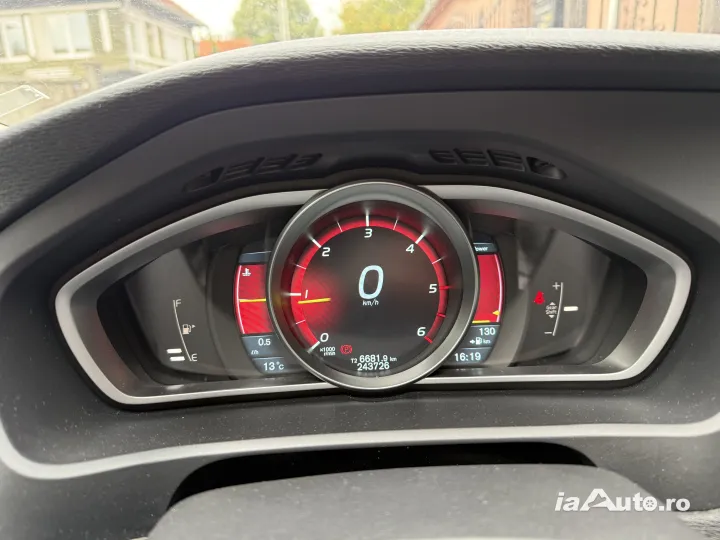Volvo V40 1.6 D de vanzare in Oradea, Bihor - poza 7