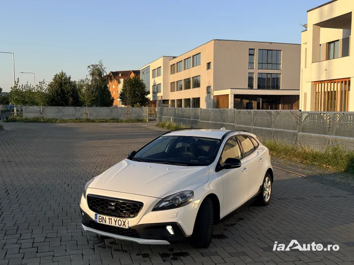 VOLVO V40 Cross Country D2 de vanzare in Cluj-Napoca, Cluj - poza 1