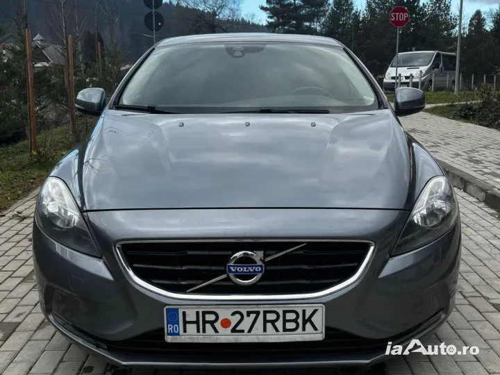 Vând volvo v40 de vanzare in Bălan, Harghita - poza 1