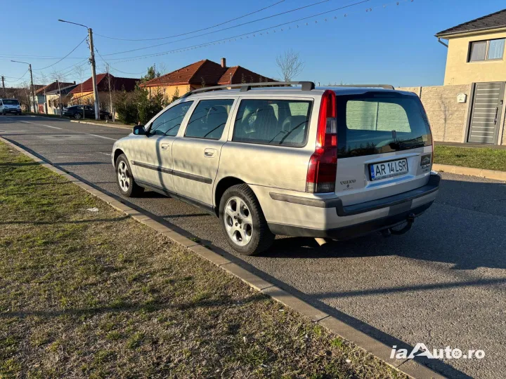 Van Volvo v70 2.4 diesel. de vanzare in Arad, Arad - poza 5