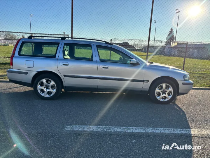 Van Volvo v70 2.4 diesel. de vanzare in Arad, Arad - poza 7