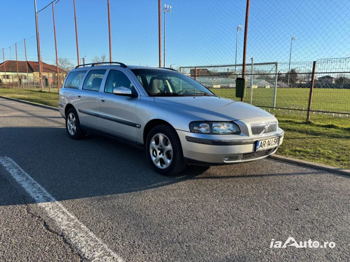 Van Volvo v70 2.4 diesel. de vanzare in Arad, Arad - poza 8
