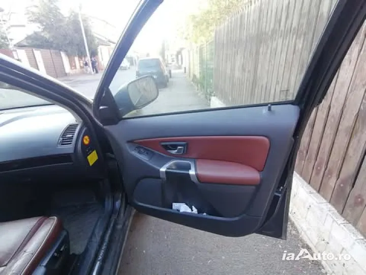 Volvo XC90 2,5 Benzina turbo, inmatriculata, vand, schimb, dezmembrez de vanzare in Sector 1, București - poza 4