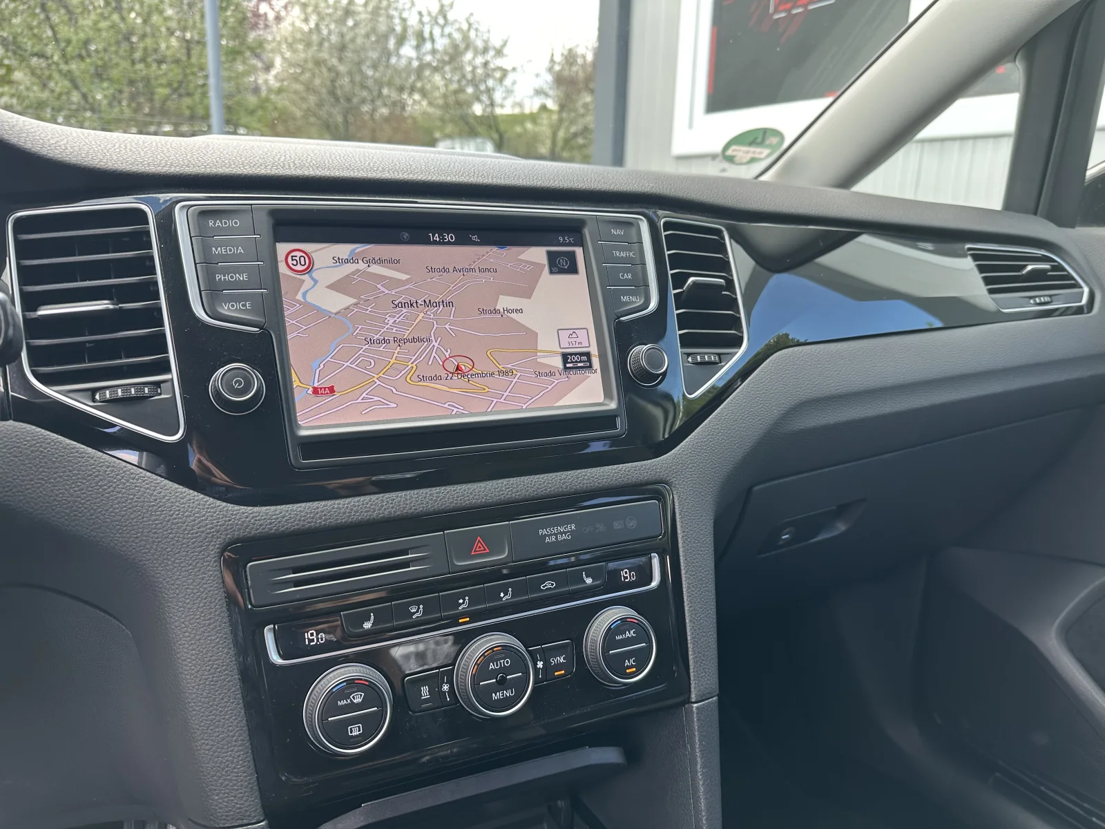 VW Golf Sportsvan / R-Line / 2.0 TDI / 150 cai / GARANTIE / Transport gratuit de vanzare in Târnăveni, Mureș - poza 7