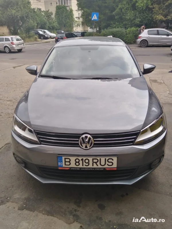 Jetta 2011 1.6tdi manuala de vanzare in Sector 2, București - poza 1