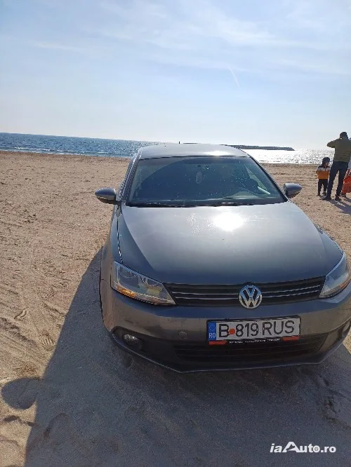 Jetta 2011 1.6tdi manuala de vanzare in Sector 2, București - poza 3