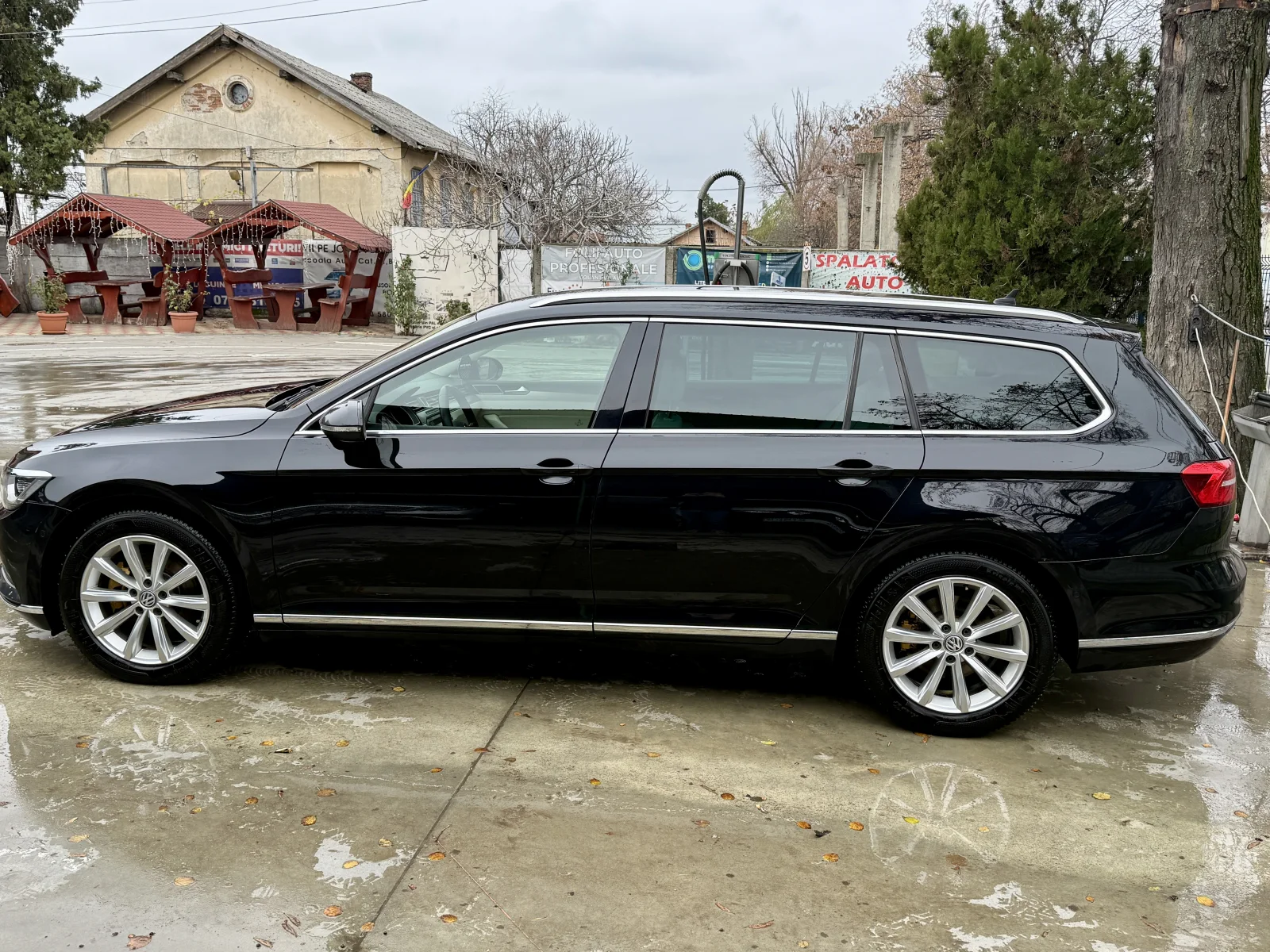 Volkswagen Passat 2.0TDI - Automata - FULL - Piele - Faruri Matrix - Distronic de vanzare in Buzău, Buzău - poza 10