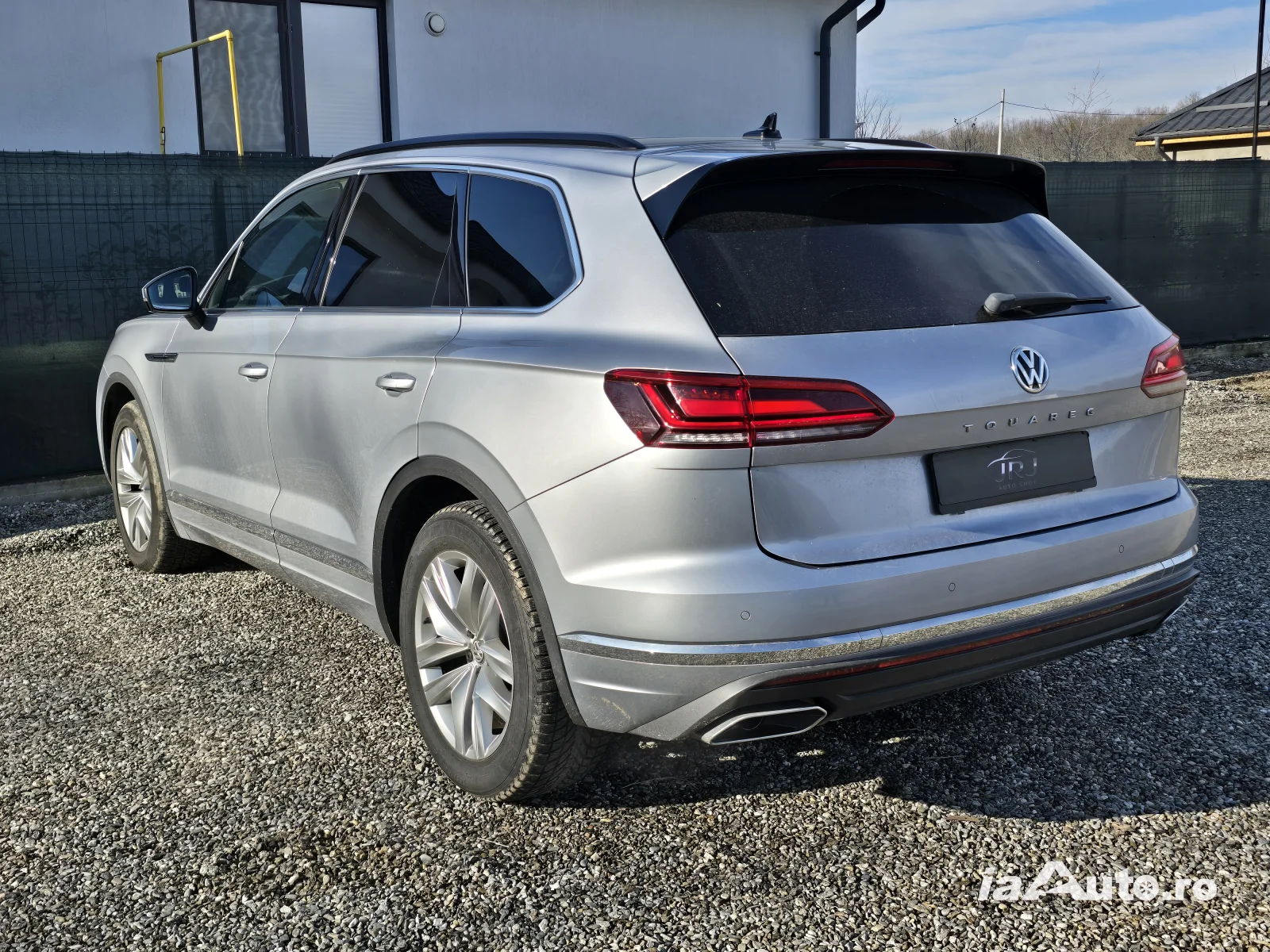 Volkswagen Touareg V6 TDI 286CP /All-wheel steering/Air suspension/Panoramic/ de vanzare in Pitești, Argeș - poza 2