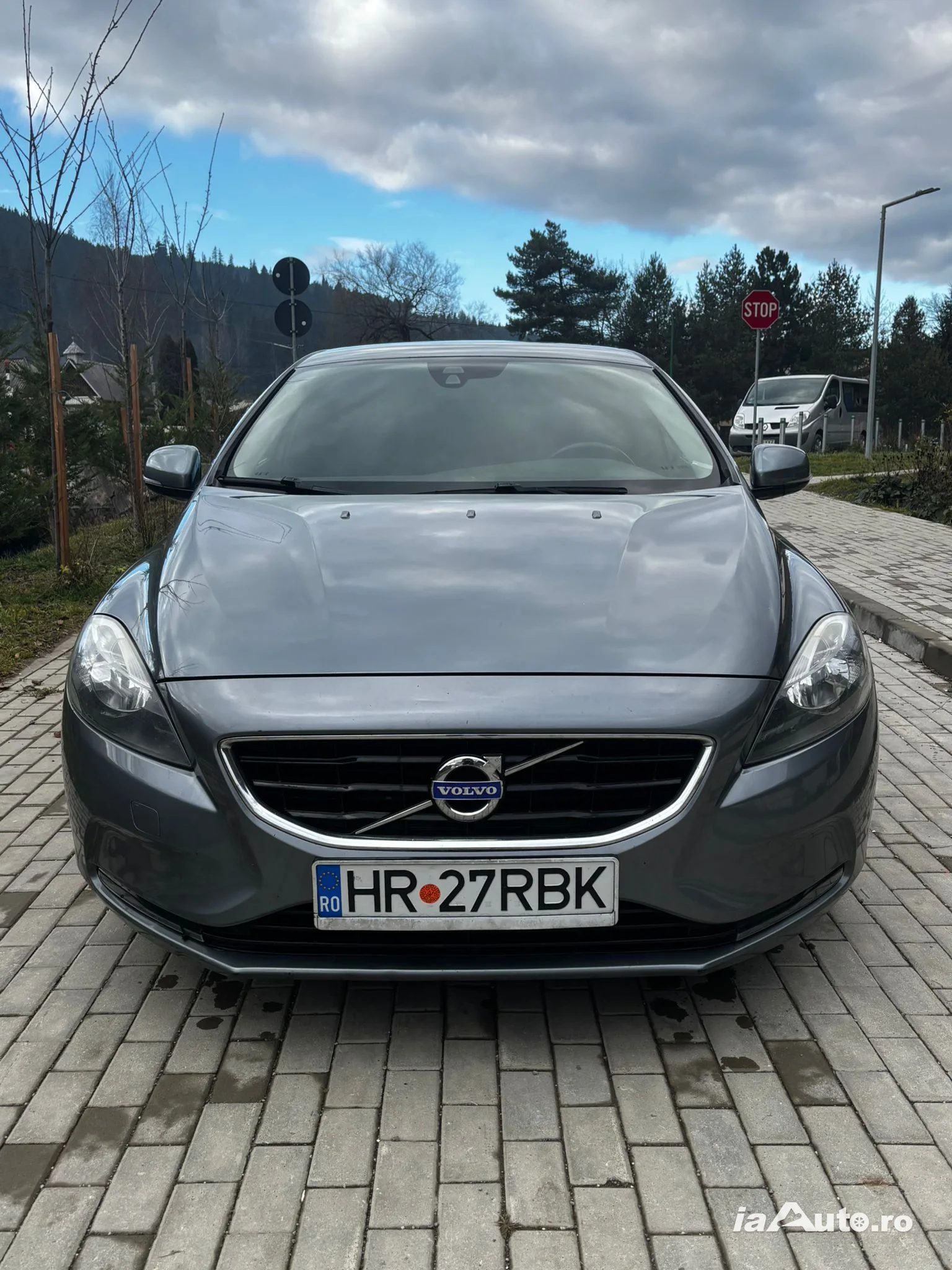 Vând volvo v40 de vanzare in Bălan, Harghita - poza 1